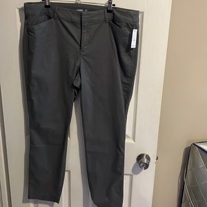 NWT old Navy pixie pants size 16 regular